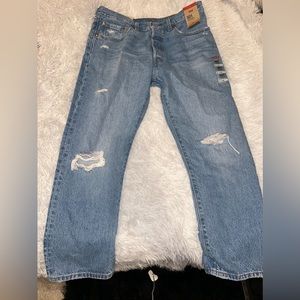 ripped boyfriend jeans